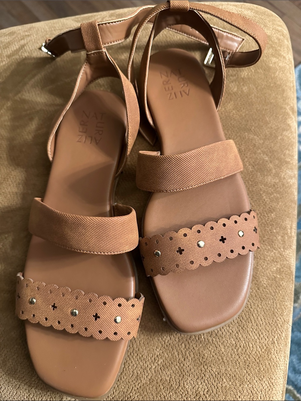Naturalizer Tan Scalloped Ankle-Strap Sandals for women size 9 wide. Worn once.